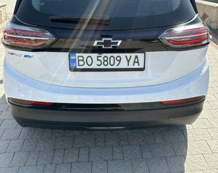 Белый Шевроле Bolt EV, объемом двигателя 0 л и пробегом 22 тыс. км за 18500 $, фото 1 на Automoto.ua
