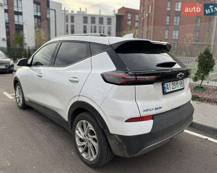 Белый Шевроле Bolt EV, объемом двигателя 0 л и пробегом 85 тыс. км за 19800 $, фото 6 на Automoto.ua