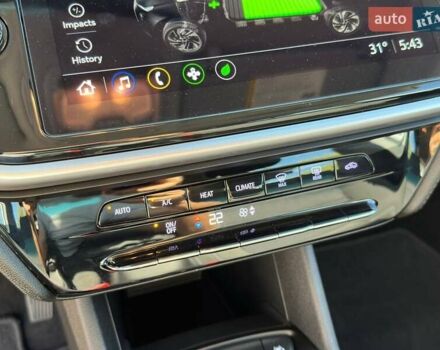 Белый Шевроле Bolt EV, объемом двигателя 0 л и пробегом 1 тыс. км за 20800 $, фото 18 на Automoto.ua