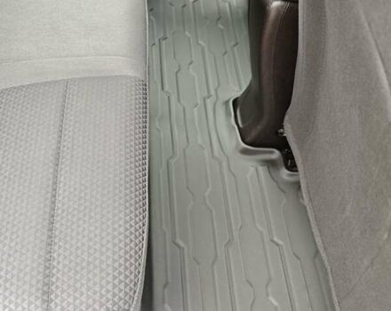 Белый Шевроле Bolt EV, объемом двигателя 0 л и пробегом 52 тыс. км за 17700 $, фото 7 на Automoto.ua