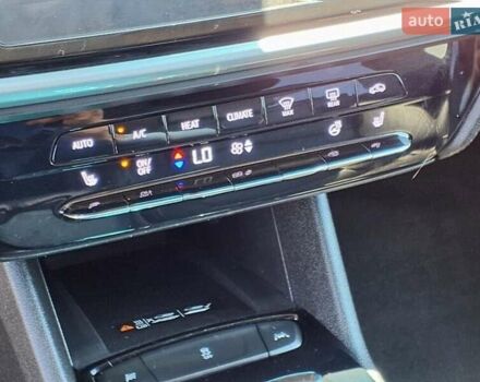 Белый Шевроле Bolt EV, объемом двигателя 0 л и пробегом 43 тыс. км за 5300 $, фото 15 на Automoto.ua