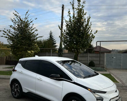 Белый Шевроле Bolt EV, объемом двигателя 0 л и пробегом 38 тыс. км за 19700 $, фото 4 на Automoto.ua