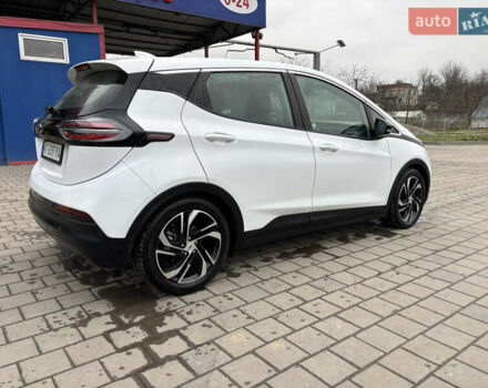 Белый Шевроле Bolt EV, объемом двигателя 0 л и пробегом 37 тыс. км за 18950 $, фото 5 на Automoto.ua