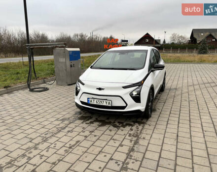 Белый Шевроле Bolt EV, объемом двигателя 0 л и пробегом 37 тыс. км за 18950 $, фото 8 на Automoto.ua
