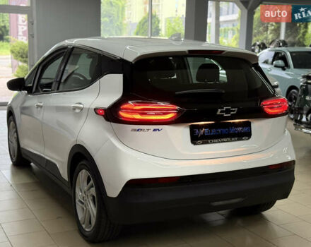 Белый Шевроле Bolt EV, объемом двигателя 0 л и пробегом 1 тыс. км за 20999 $, фото 7 на Automoto.ua