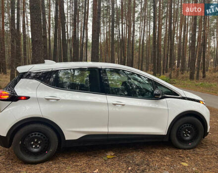 Белый Шевроле Bolt EV, объемом двигателя 0 л и пробегом 16 тыс. км за 18500 $, фото 6 на Automoto.ua