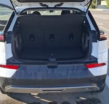 Белый Шевроле Bolt EV, объемом двигателя 0 л и пробегом 27 тыс. км за 19000 $, фото 7 на Automoto.ua