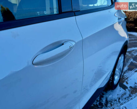 Білий Шевроле Bolt EV, об'ємом двигуна 0 л та пробігом 26 тис. км за 19950 $, фото 7 на Automoto.ua