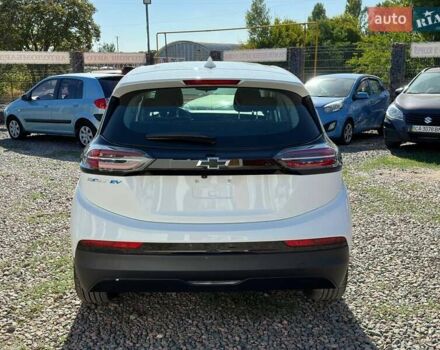 Белый Шевроле Bolt EV, объемом двигателя 0 л и пробегом 1 тыс. км за 20800 $, фото 6 на Automoto.ua