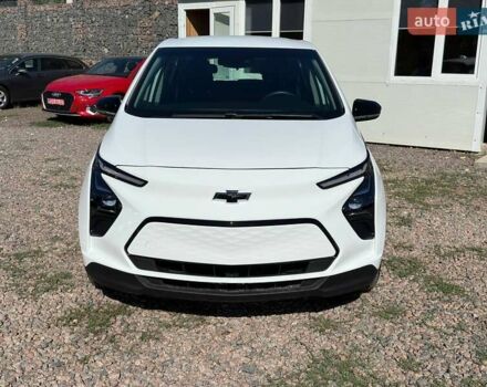 Белый Шевроле Bolt EV, объемом двигателя 0 л и пробегом 1 тыс. км за 20800 $, фото 1 на Automoto.ua