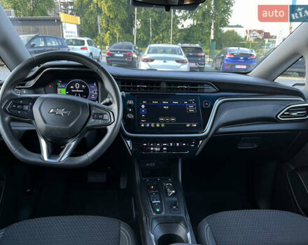 Білий Шевроле Bolt EV, об'ємом двигуна 0 л та пробігом 24 тис. км за 17950 $, фото 25 на Automoto.ua