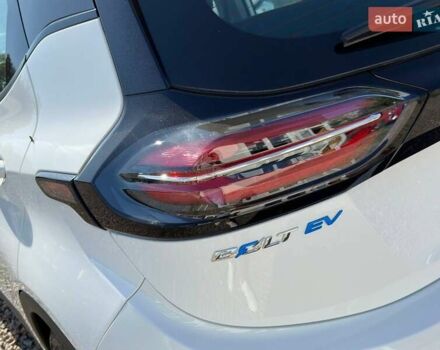 Белый Шевроле Bolt EV, объемом двигателя 0 л и пробегом 1 тыс. км за 20800 $, фото 10 на Automoto.ua