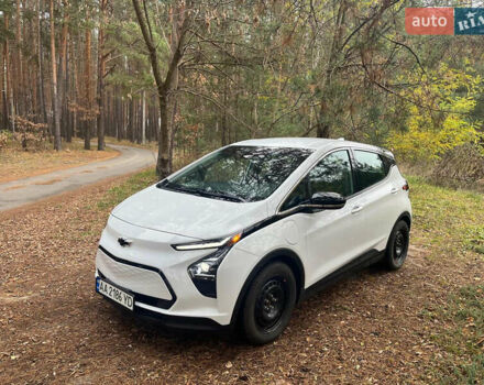Белый Шевроле Bolt EV, объемом двигателя 0 л и пробегом 16 тыс. км за 18500 $, фото 8 на Automoto.ua