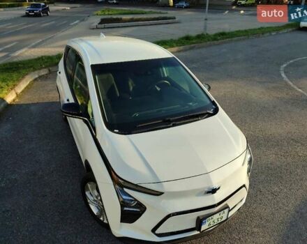 Белый Шевроле Bolt EV, объемом двигателя 0 л и пробегом 15 тыс. км за 18899 $, фото 20 на Automoto.ua