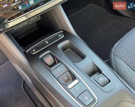 Белый Шевроле Bolt EV, объемом двигателя 0 л и пробегом 1 тыс. км за 20800 $, фото 19 на Automoto.ua