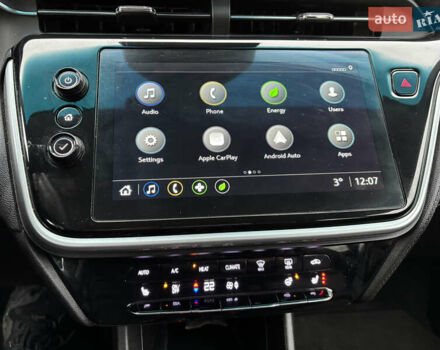 Белый Шевроле Bolt EV, объемом двигателя 0 л и пробегом 37 тыс. км за 18950 $, фото 31 на Automoto.ua