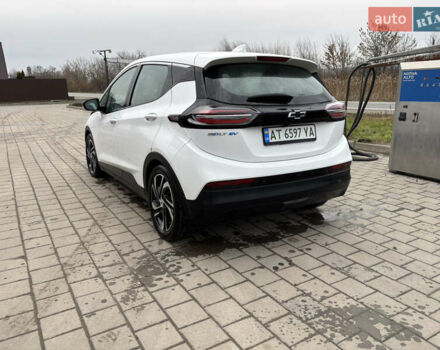 Белый Шевроле Bolt EV, объемом двигателя 0 л и пробегом 37 тыс. км за 18950 $, фото 4 на Automoto.ua