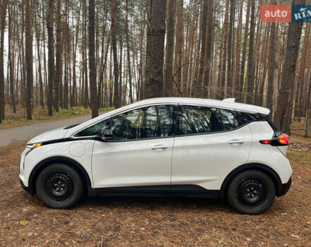 Белый Шевроле Bolt EV, объемом двигателя 0 л и пробегом 16 тыс. км за 18500 $, фото 3 на Automoto.ua
