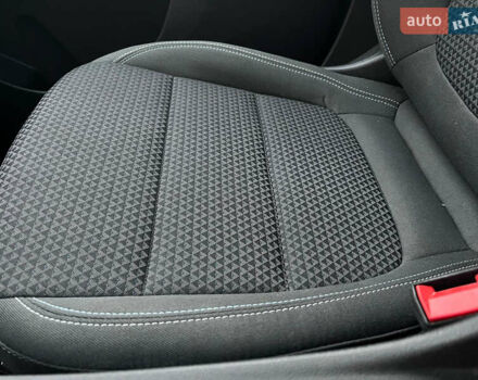 Белый Шевроле Bolt EV, объемом двигателя 0 л и пробегом 16 тыс. км за 18500 $, фото 22 на Automoto.ua