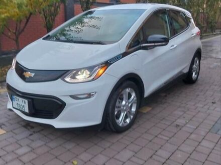 Белый Шевроле Bolt EV, объемом двигателя 0 л и пробегом 66 тыс. км за 13900 $, фото 1 на Automoto.ua