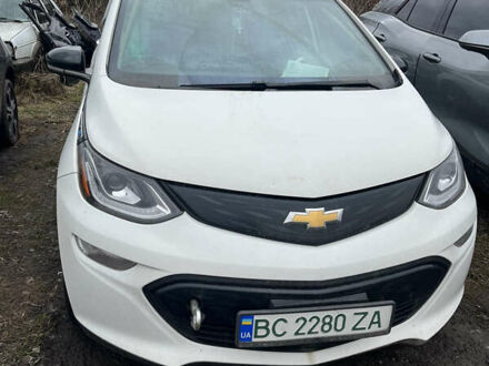 Шевроле Bolt EV 2017 в Львове на Automoto.ua Белый Шевроле Bolt EV, объемом двигателя 0 л и пробегом 170 тыс. км за 13500 $, фото 1 на Automoto.ua