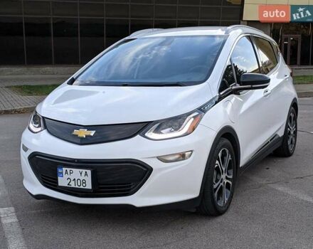 Белый Шевроле Bolt EV, объемом двигателя 0 л и пробегом 140 тыс. км за 14300 $, фото 1 на Automoto.ua