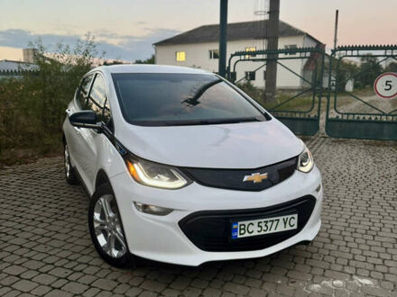 Белый Шевроле Bolt EV, объемом двигателя 0 л и пробегом 39 тыс. км за 14400 $, фото 1 на Automoto.ua
