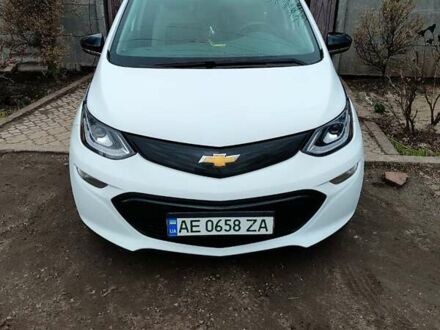 Білий Шевроле Bolt EV, об'ємом двигуна 0 л та пробігом 105 тис. км за 15700 $, фото 1 на Automoto.ua