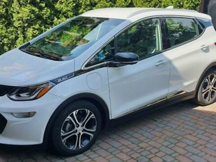 Шевроле Bolt EV 2017 в Житомире на Automoto.ua Белый Шевроле Bolt EV, объемом двигателя 0 л и пробегом 75 тыс. км за 14900 $, фото 1 на Automoto.ua