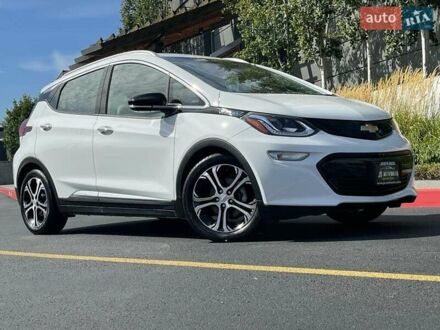 Шевроле Bolt EV 2017 в Львове на Automoto.ua Белый Шевроле Bolt EV, объемом двигателя 0 л и пробегом 47 тыс. км за 3100 $, фото 1 на Automoto.ua