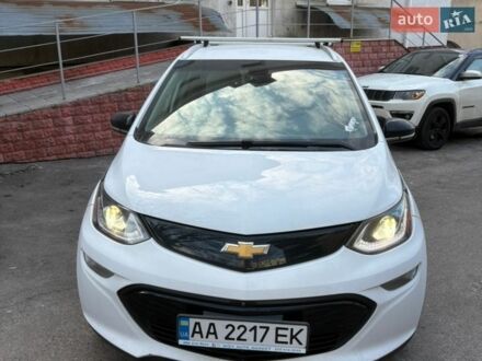 Білий Шевроле Bolt EV, об'ємом двигуна 0 л та пробігом 260 тис. км за 11000 $, фото 1 на Automoto.ua