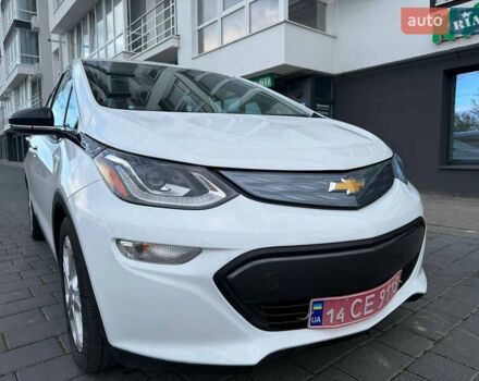 Білий Шевроле Bolt EV, об'ємом двигуна 0 л та пробігом 62 тис. км за 13500 $, фото 1 на Automoto.ua