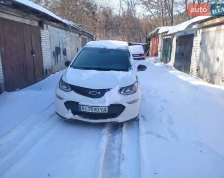 Белый Шевроле Bolt EV, объемом двигателя 0 л и пробегом 210 тыс. км за 12000 $, фото 1 на Automoto.ua