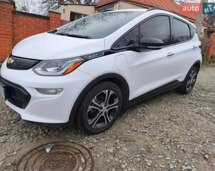 Белый Шевроле Bolt EV, объемом двигателя 0 л и пробегом 165 тыс. км за 10500 $, фото 1 на Automoto.ua