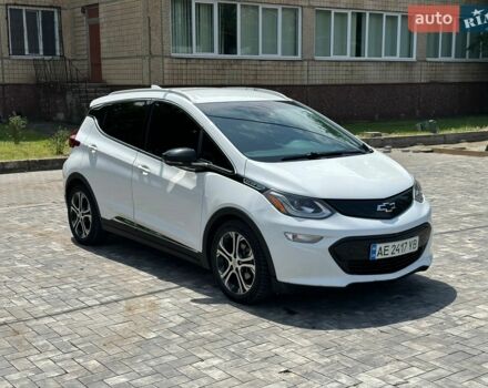 Белый Шевроле Bolt EV, объемом двигателя 0 л и пробегом 213 тыс. км за 12800 $, фото 1 на Automoto.ua