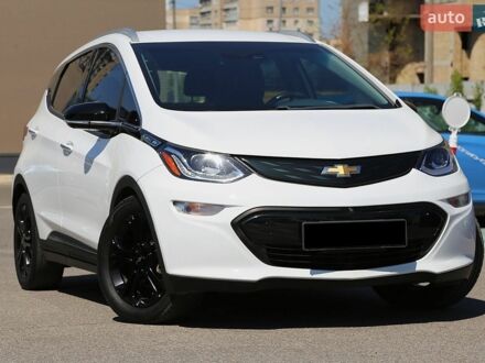 Белый Шевроле Bolt EV, объемом двигателя 0 л и пробегом 72 тыс. км за 13500 $, фото 1 на Automoto.ua