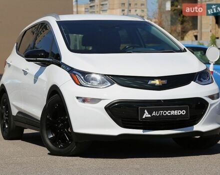 Белый Шевроле Bolt EV, объемом двигателя 0 л и пробегом 72 тыс. км за 16500 $, фото 1 на Automoto.ua