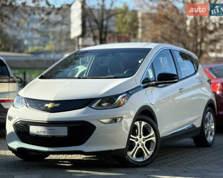 Шевроле Bolt EV 2018 в Одессе на Automoto.ua Белый Шевроле Bolt EV, объемом двигателя 0 л и пробегом 43 тыс. км за 17500 $, фото 1 на Automoto.ua