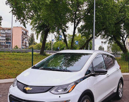 Білий Шевроле Bolt EV, об'ємом двигуна 0 л та пробігом 145 тис. км за 13999 $, фото 1 на Automoto.ua