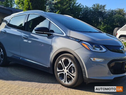 Шевроле Bolt EV 2018 в Львове на Automoto.ua Белый Шевроле Bolt EV, объемом двигателя 64 л и пробегом 92 тыс. км за 22700 $, фото 1 на Automoto.ua