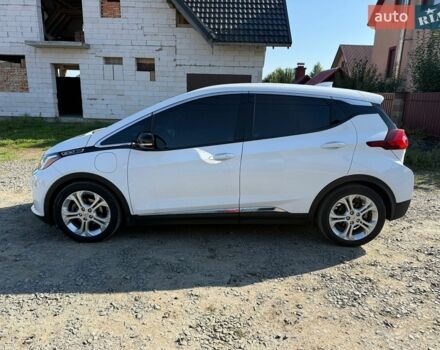 Белый Шевроле Bolt EV, объемом двигателя 0 л и пробегом 162 тыс. км за 15500 $, фото 1 на Automoto.ua
