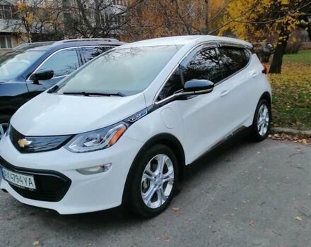 Белый Шевроле Bolt EV, объемом двигателя 0 л и пробегом 29 тыс. км за 17900 $, фото 1 на Automoto.ua