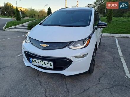 Шевроле Bolt EV 2019 у Вінниці на Automoto.ua Білий Шевроле Bolt EV, об'ємом двигуна 0 л та пробігом 104 тис. км за 16500 $, фото 1 на Automoto.ua