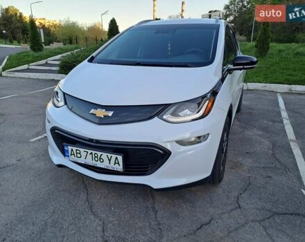 Білий Шевроле Bolt EV, об'ємом двигуна 0 л та пробігом 104 тис. км за 15900 $, фото 1 на Automoto.ua