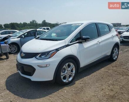 Білий Шевроле Bolt EV, об'ємом двигуна 0 л та пробігом 77 тис. км за 4900 $, фото 1 на Automoto.ua