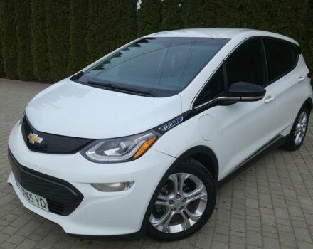 Белый Шевроле Bolt EV, объемом двигателя 0 л и пробегом 97 тыс. км за 14999 $, фото 1 на Automoto.ua