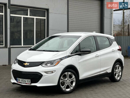 Белый Шевроле Bolt EV, объемом двигателя 0 л и пробегом 116 тыс. км за 16950 $, фото 1 на Automoto.ua