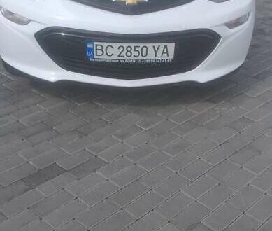Білий Шевроле Bolt EV, об'ємом двигуна 0 л та пробігом 40 тис. км за 15500 $, фото 1 на Automoto.ua