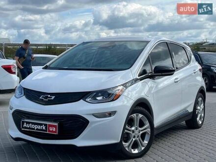 Шевроле Bolt EV 2020 в Львове на Automoto.ua Белый Шевроле Bolt EV, объемом двигателя 0 л и пробегом 132 тыс. км за 12940 $, фото 1 на Automoto.ua