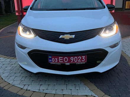 Шевроле Bolt EV 2021 в Черновцах на Automoto.ua Белый Шевроле Bolt EV, объемом двигателя 0 л и пробегом 100 тыс. км за 14000 $, фото 1 на Automoto.ua